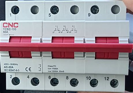Модульный переключатель нагрузки YCBZ-100 3P 100A CNC 